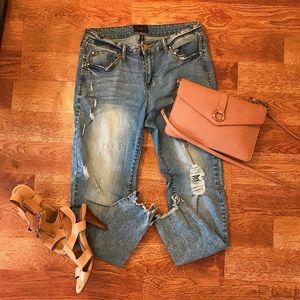 🌻 Celebrity Pink Jeans 🌻